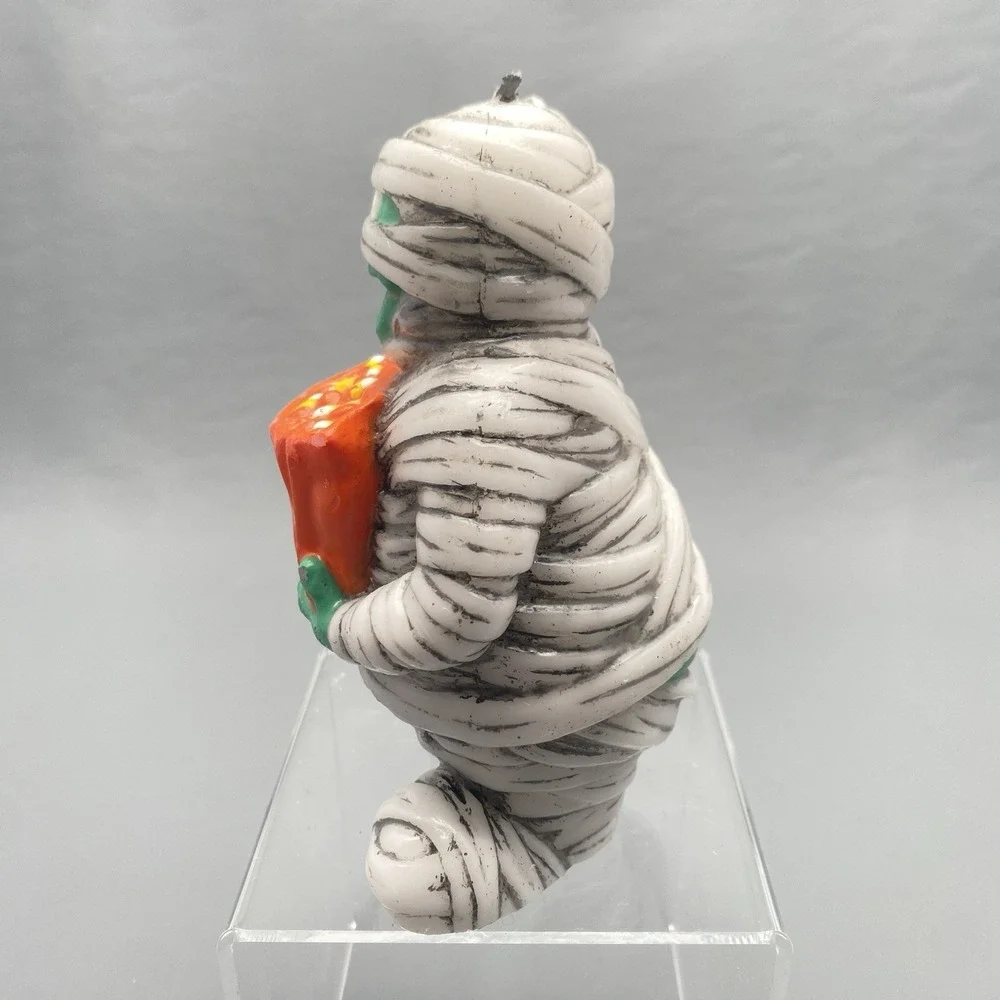 Vintage Mummy‎ Trick-or-Treat Gag Candle – Halloween Novelty Collectible